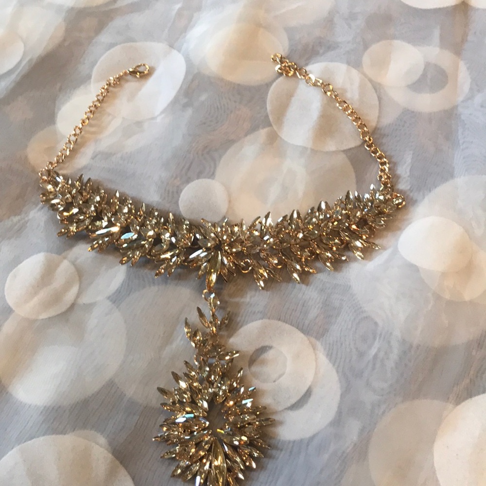 👰🏽Beautiful Necklace👰🏽 - Picture 5 of 6